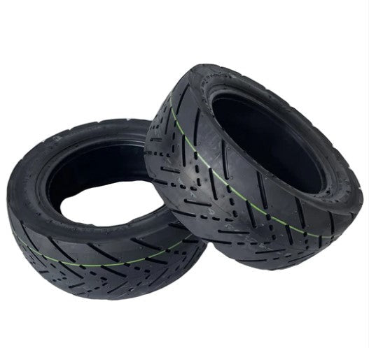 CST 11" x 3" (90/65-6.5) Tubeless Street Tyre – OEM Electric Scooter Tyre